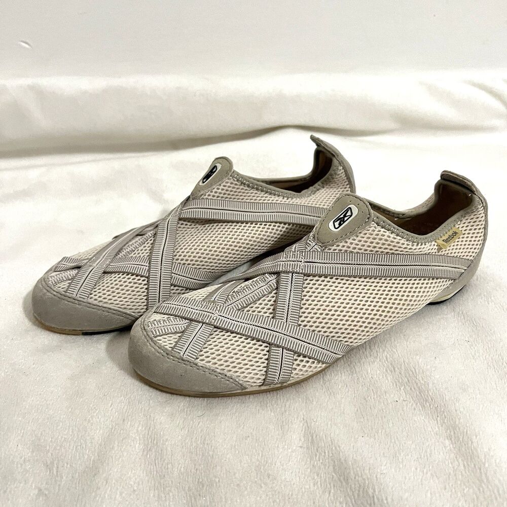 Reebok Mesh Slip On Sneaker Size 7 Gray Lightweight Travel Shoes Comfort Strappy